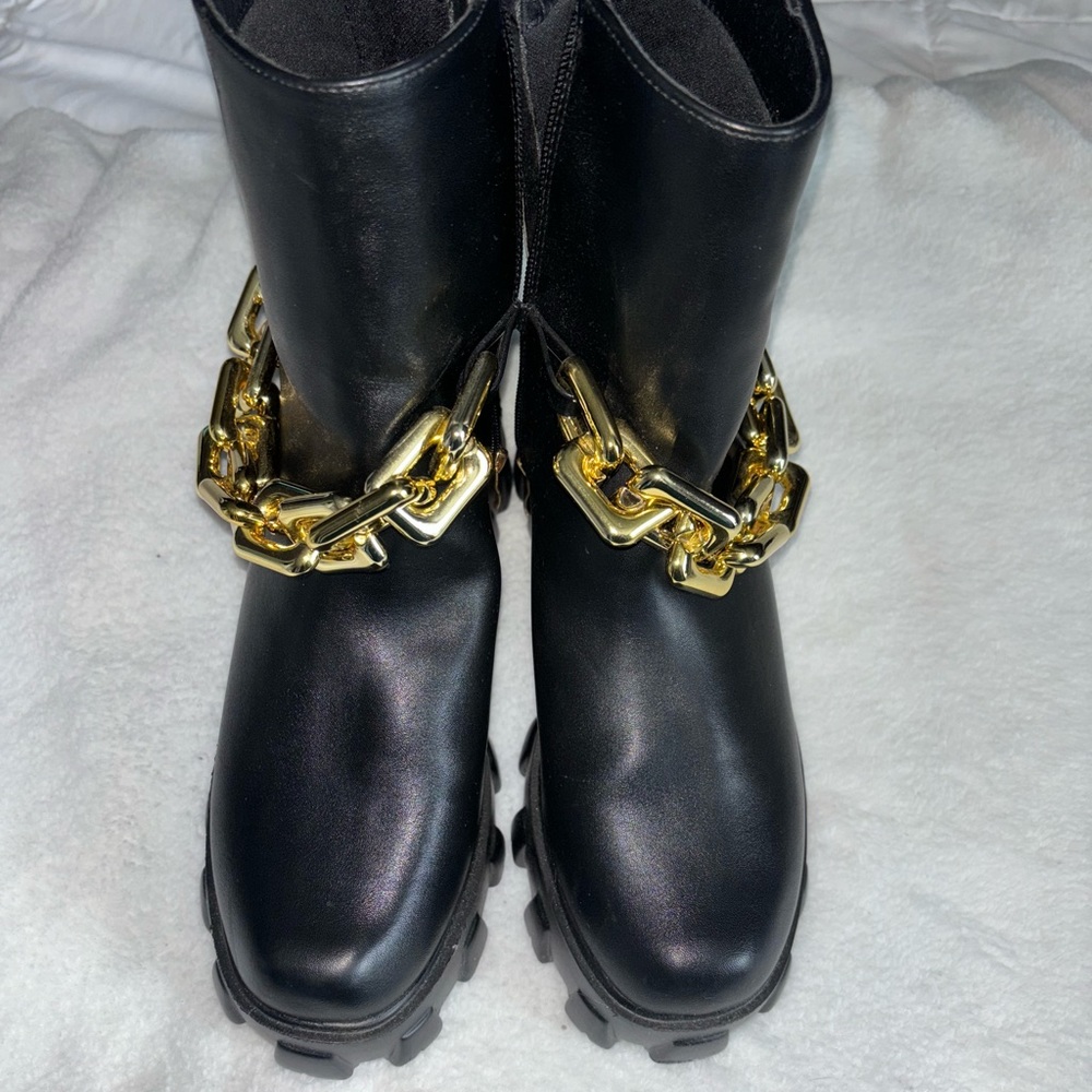 Chunky Chain Booties - Picture 2 of 4
